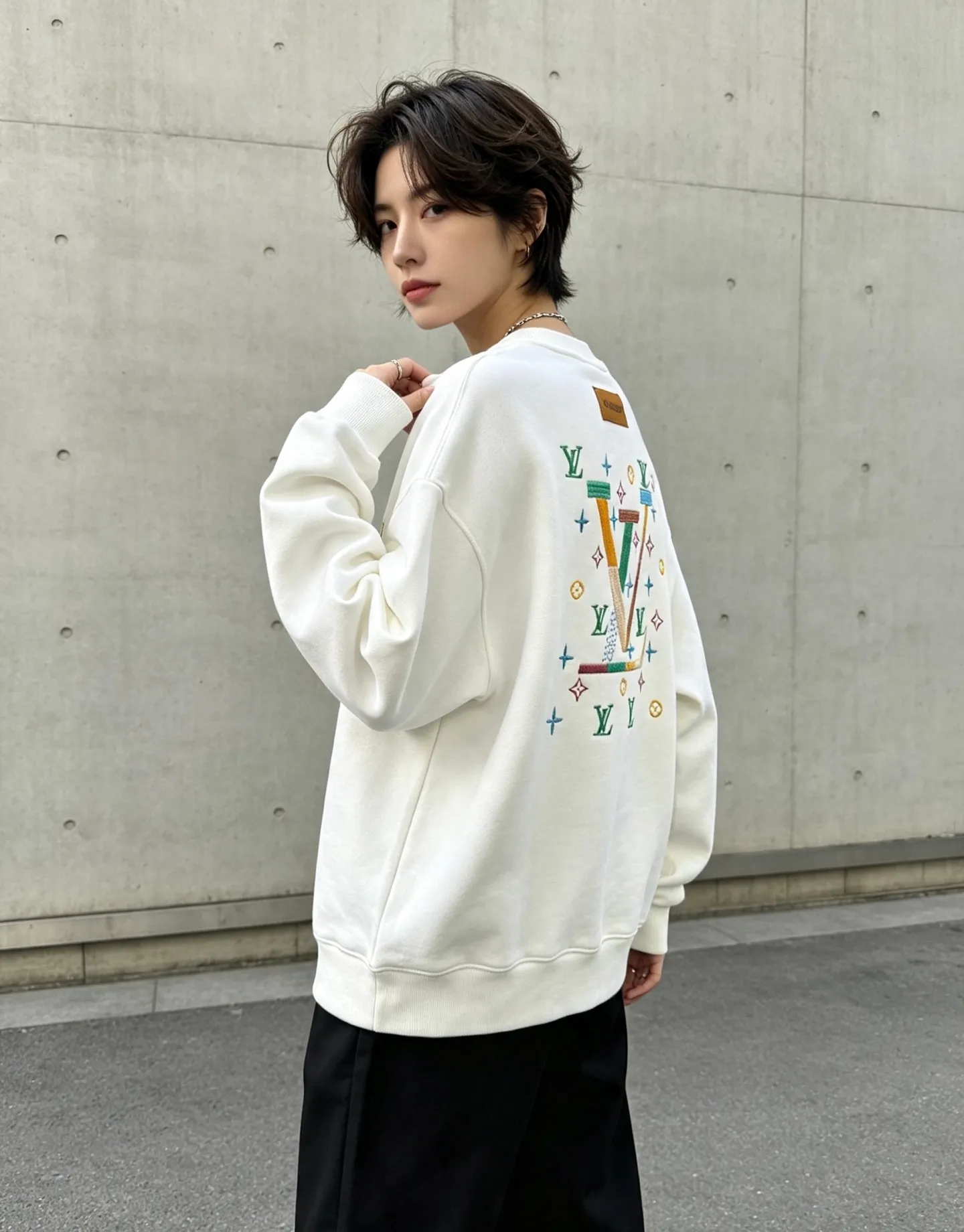 Louis Vuitton/ logo